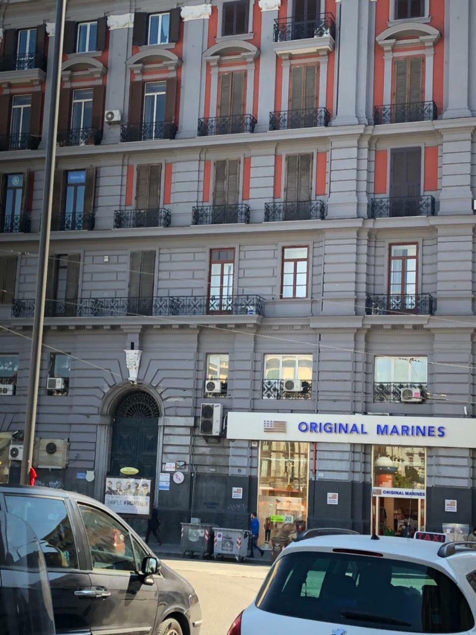 Pit Stop Napoli Centrale المظهر الخارجي الصورة